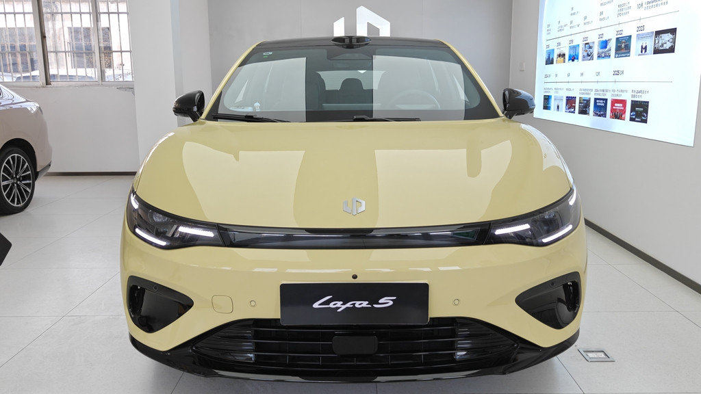 SU7平替年轻人的第一辆红米轿跑，零跑Lafa5体验