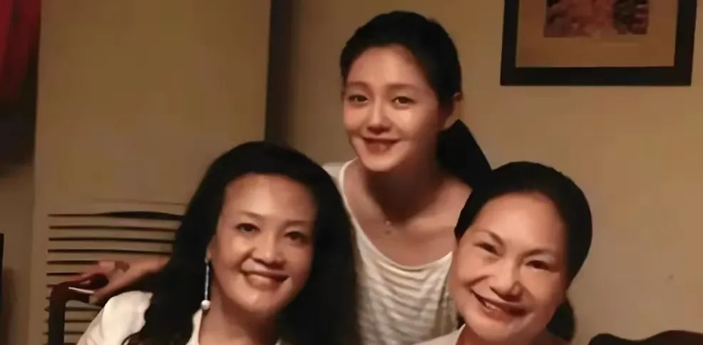 汪小菲要前妻还钱还房











这真是让人目瞪口呆！汪小菲和大S的离