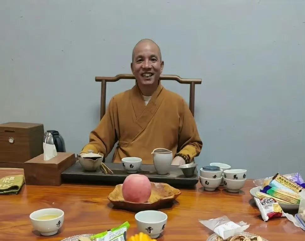 前白马寺方丈，现少林寺住持
