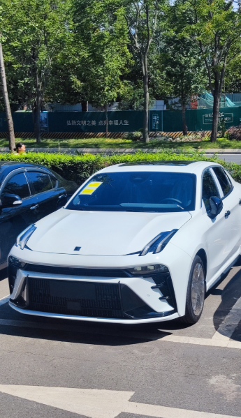 领克03今天刚好提车一个月
🗒 真实感受
动力来说1.5还是够用了，但是有时候