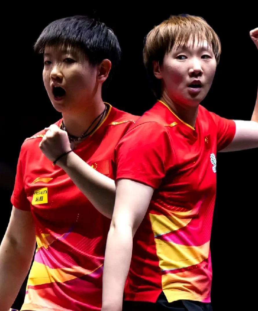 孙颖莎为什么对王曼昱胜率这么高？
第一，孙颖莎有实力，有主管教练邱贻可在帮她针对