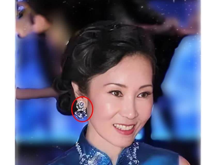 有个事，我一直不敢说

王健林卖了万达后

现在蕞高兴的应该就是王健林老