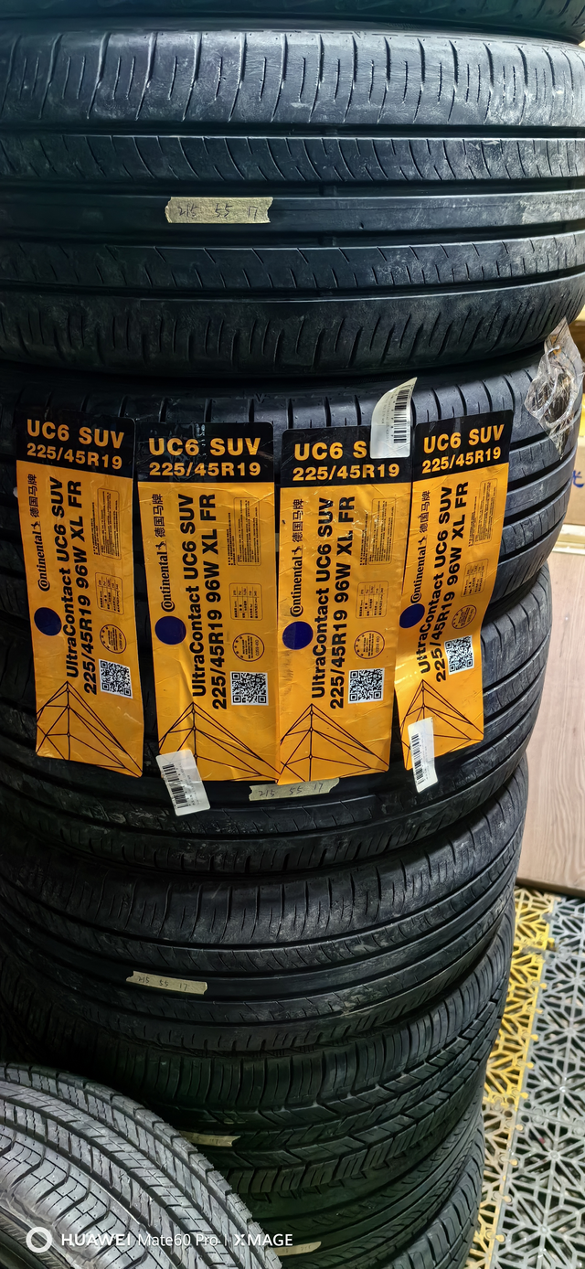 到底值不值得买
轮胎爆了，换了4个轮胎，原车轮胎跑了4万7千公里，马牌轮胎应该挺