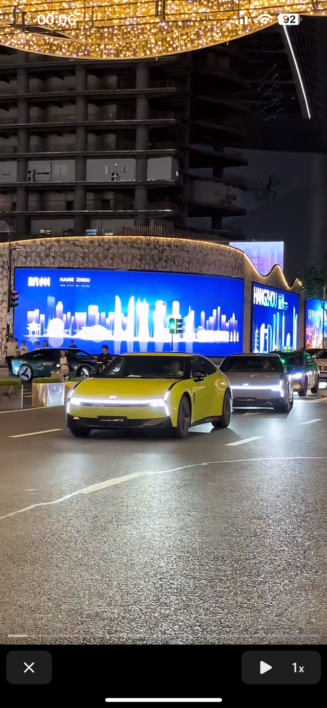 小鹏的命名咋想的
p7的尺寸，配置，价格都高于p7+,p7+这是加了什么
新款p