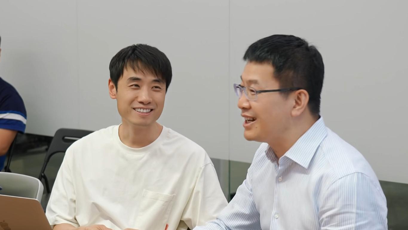 小米金凡上桌，王腾下桌…