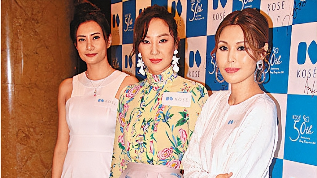 何嘉莉晒照被赞超索、不像仨孩妈，昔日比肩容祖儿今转型形象顾问