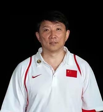 女篮最后一批集训名单将在WCBA总决赛之后公布，猜都猜到肯定是原国家女篮的几大主