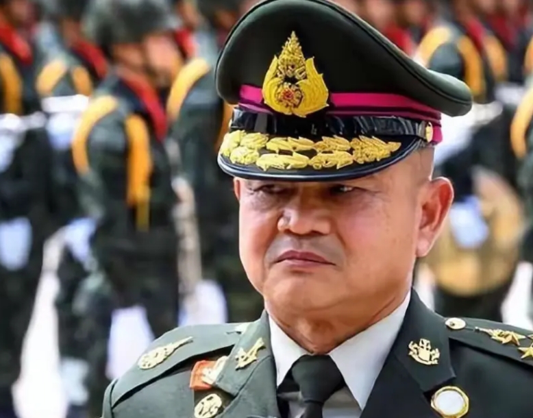 泰国与柬埔寨两个国家，因为边境问题和洪森“背刺”佩通坦，大有干一场的迹象。那么这