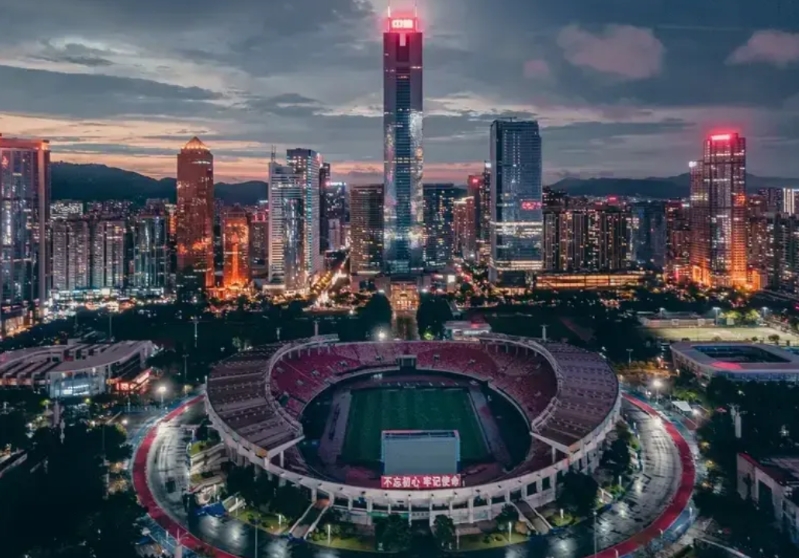 为什么国足问题大家都知道，就是没人能解决呢？国足真的是让人又气又无奈。就说之前亚