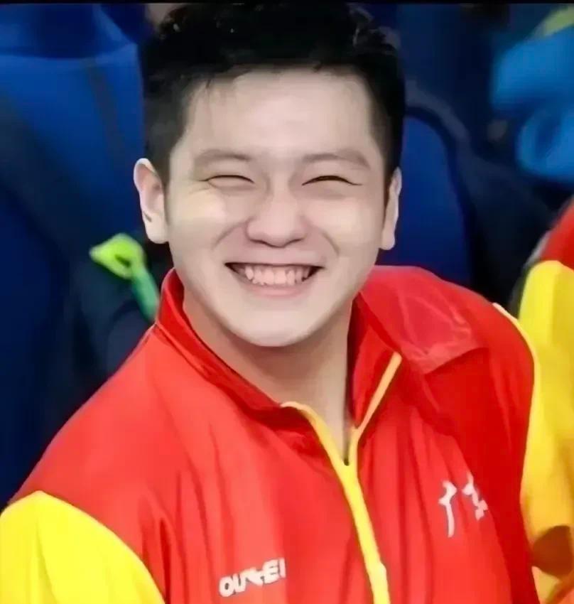 12-10那球，他根本没眨一下眼睛
就在所有人以为要爆冷时，樊振东直接把年轻小将