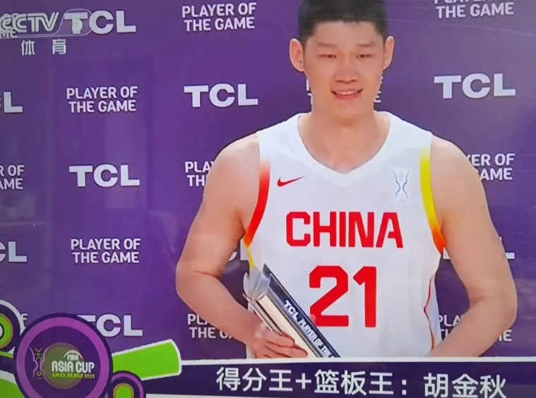 其实郭士强执教最大的进步，是用对了胡金秋。胡金秋是中国男篮的得分王和篮板王，他很