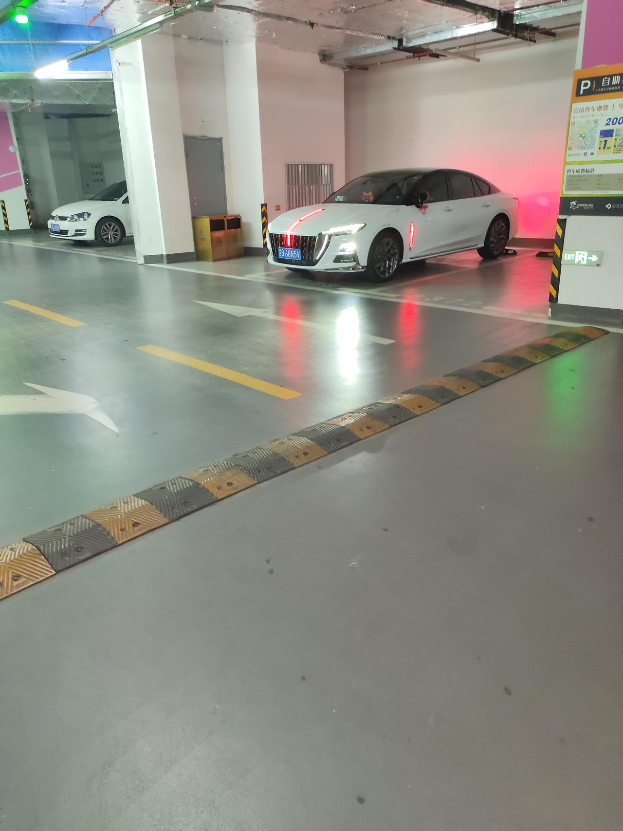 红旗H6，大家快来看看小6的炸裂表现