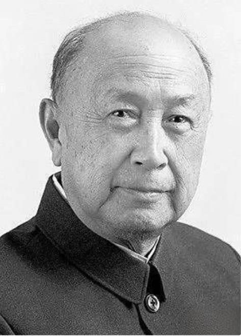 钱学森的学生，毕业的难度有多大？

钱学森教书育人非常严苛，学生们没有不怕他的。