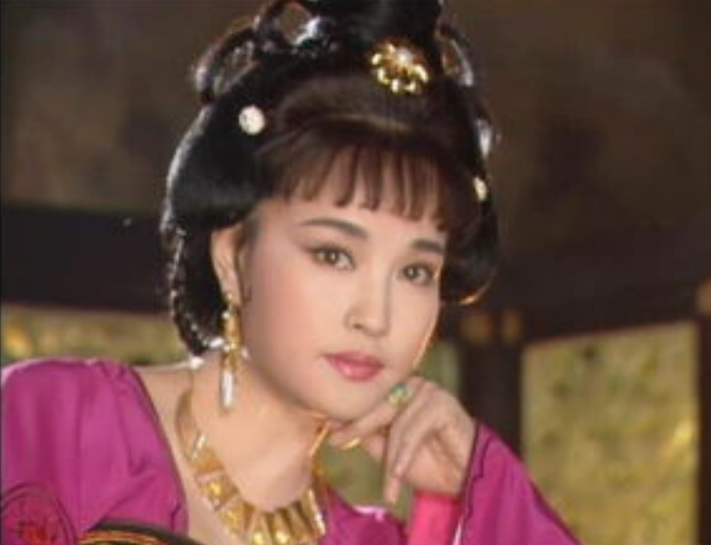 公元697年，73岁的武则天以喝茶为由，常去王方庆家一坐就是好几个时辰，王方庆佯