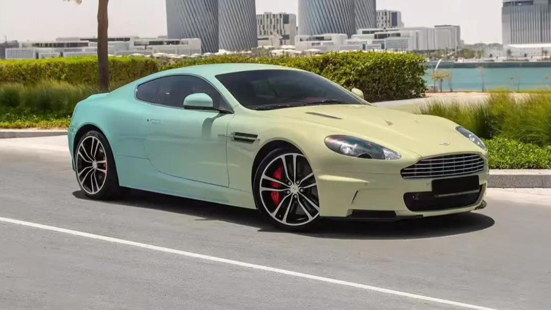 汽车内饰异味产生原因？