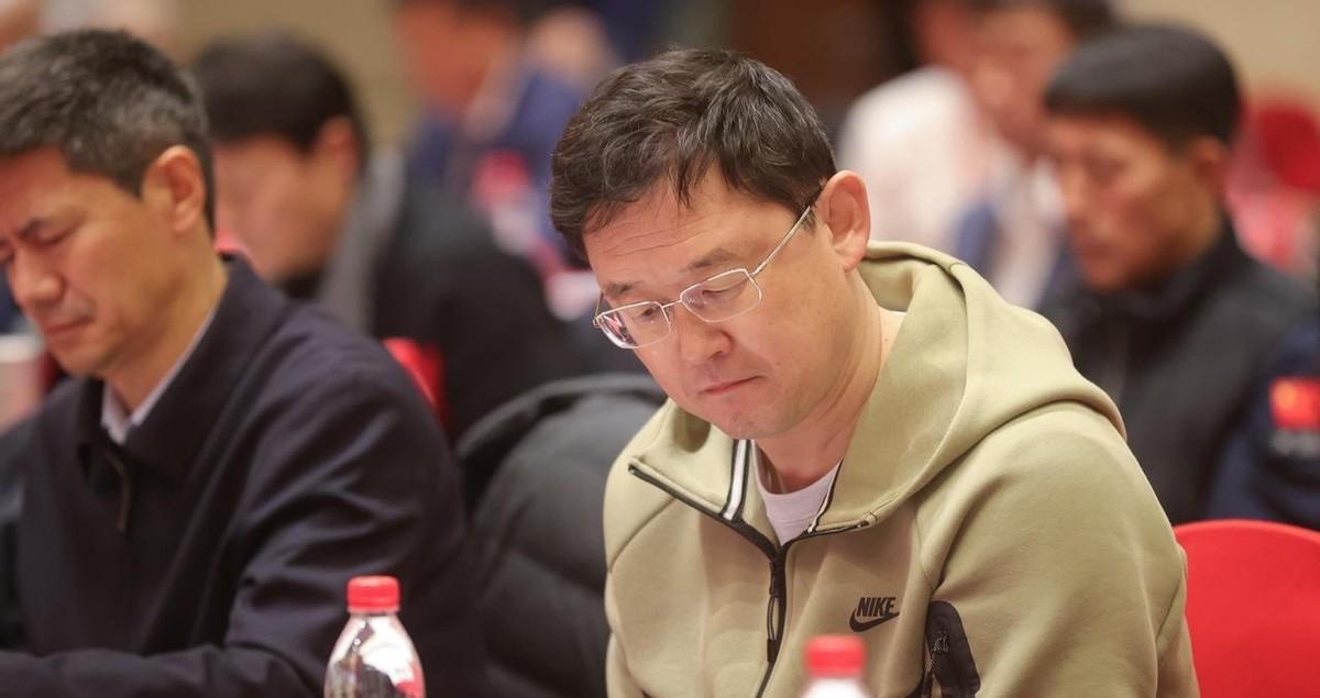 球员退出嗨球青训要赔18万这事儿，闹得沸沸扬扬。嗨球青训创始人孙继海称操作合规，