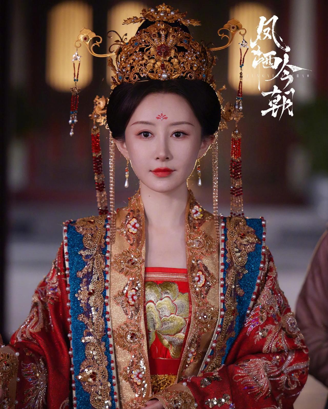 舒畅都去演短剧了
现在娱乐圈都这样了？
由舒畅主演的短剧《凤鸣今朝》也和观众见面