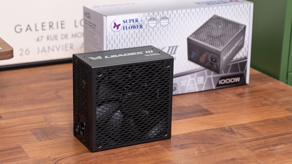 振华 LEADEX III PE 1000W 电源，旗舰级供电的实力担当