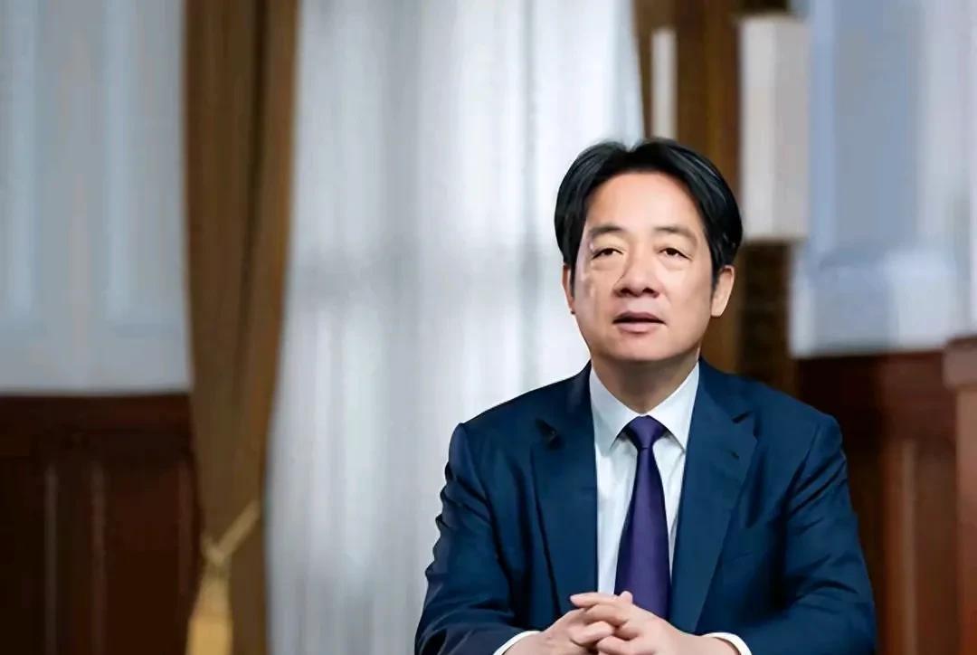 赖清德就是日伪时期汉奸的后代，其体内的中华民族的血液虽在，基因却已经被更改，卖国