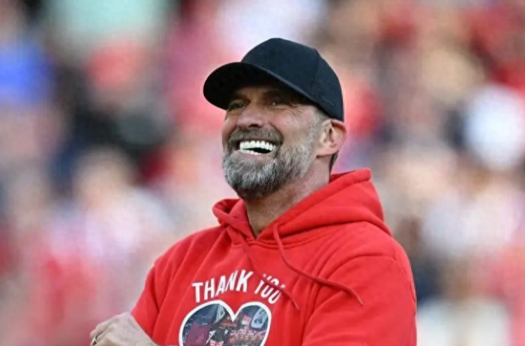 据法国媒体足球市场记者Santi Aouna的消息，克洛普是皇马的梦想目标，而马