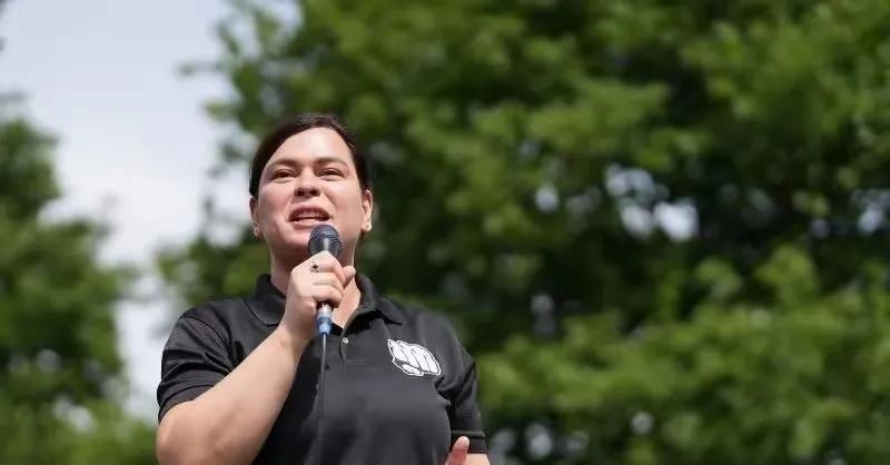 12日莎拉在菲律宾独立日庆典演讲中
发声质疑中期选举结果
称咨询信息技术专家与自