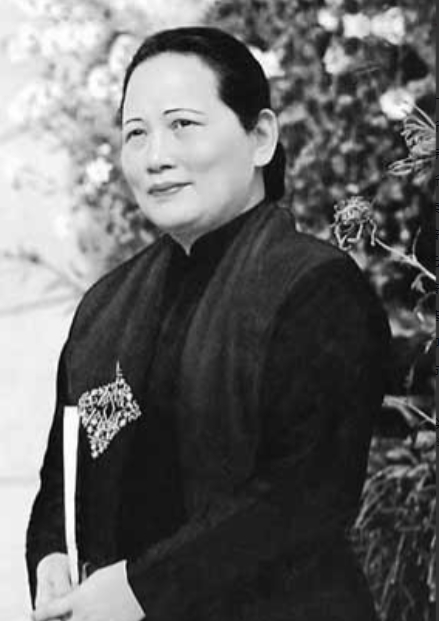 1954 年，毛主席找到宋庆龄，说要还 50000 美元给她，宋庆龄摸不着头脑，
