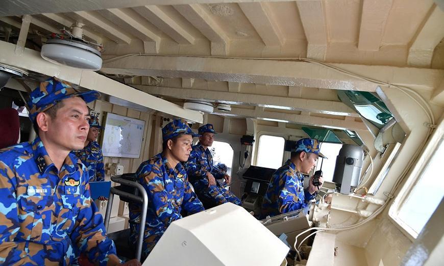 2025年9月16至17日越南海军海军第五区175旅进行海上训练。
图2-检查运