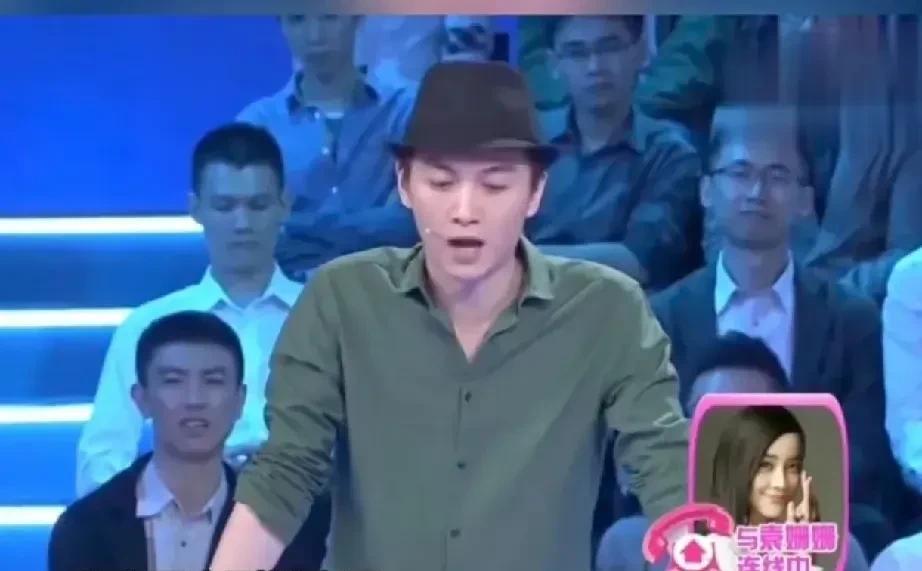 陈晓和袁姗姗也传过绯闻，那时他们都是小演员，陈晓上节目假装在横店要约袁姗姗吃饭，