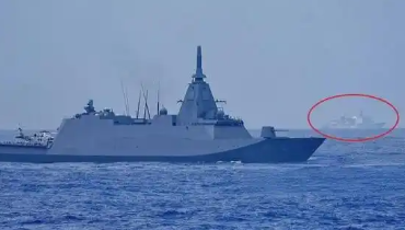果不其然，还是815a电子侦察船！北约最头疼的海上街溜子！
目前美国纠结了十九国