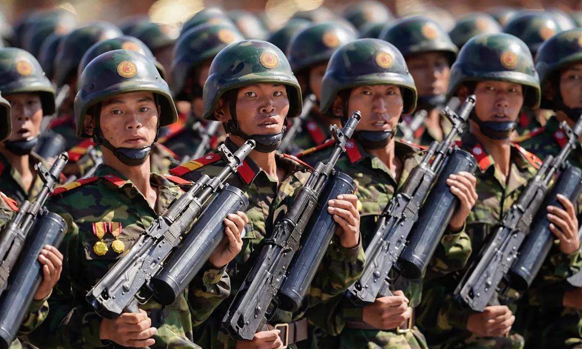 朝鲜再增兵3万，千万别小看这3万人！
虽然官方说是派去“重建”的，但其实谁都心知