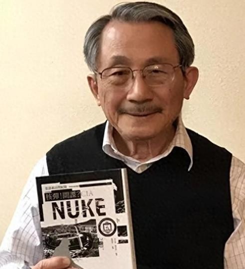 1988年，中国核武器专家张宪义带着机密叛逃美国，岂料时隔28年后，他却又站出来