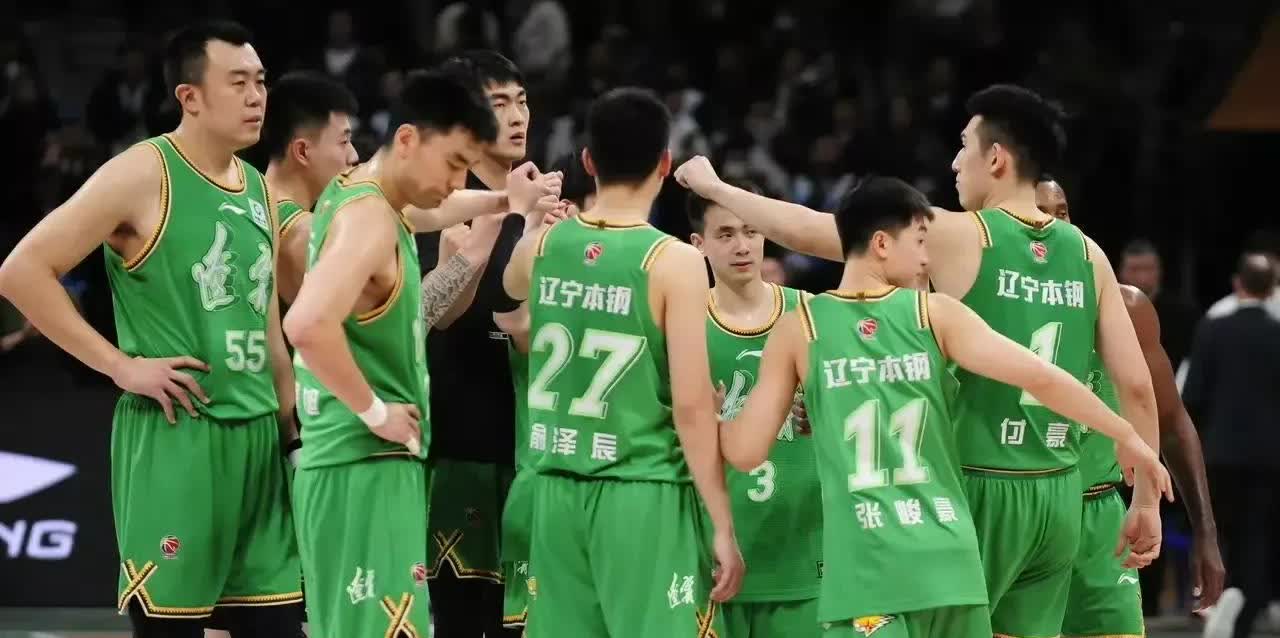 续约威尔斯，签回莫兰德，辽宁妥妥地成了的“CBA老人院”了，看一下辽篮下赛季主要