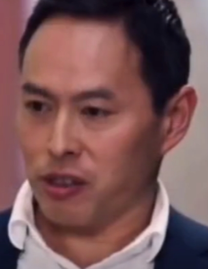 “如果中澳真的开战，你们这些华人都会被送进集中营。”

这是澳大利亚反华教授李约