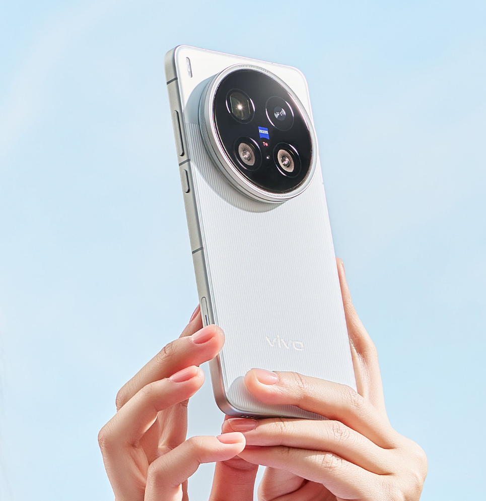 vivo X200 Ultra图赏：为摄影爱好者量身定制的「口袋单反」