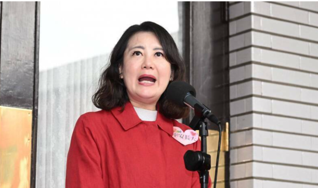 蓝列“4+2”危险名单？ 吴思瑶：怕罢免最好投绿

面对后续的三阶投票，据传国民