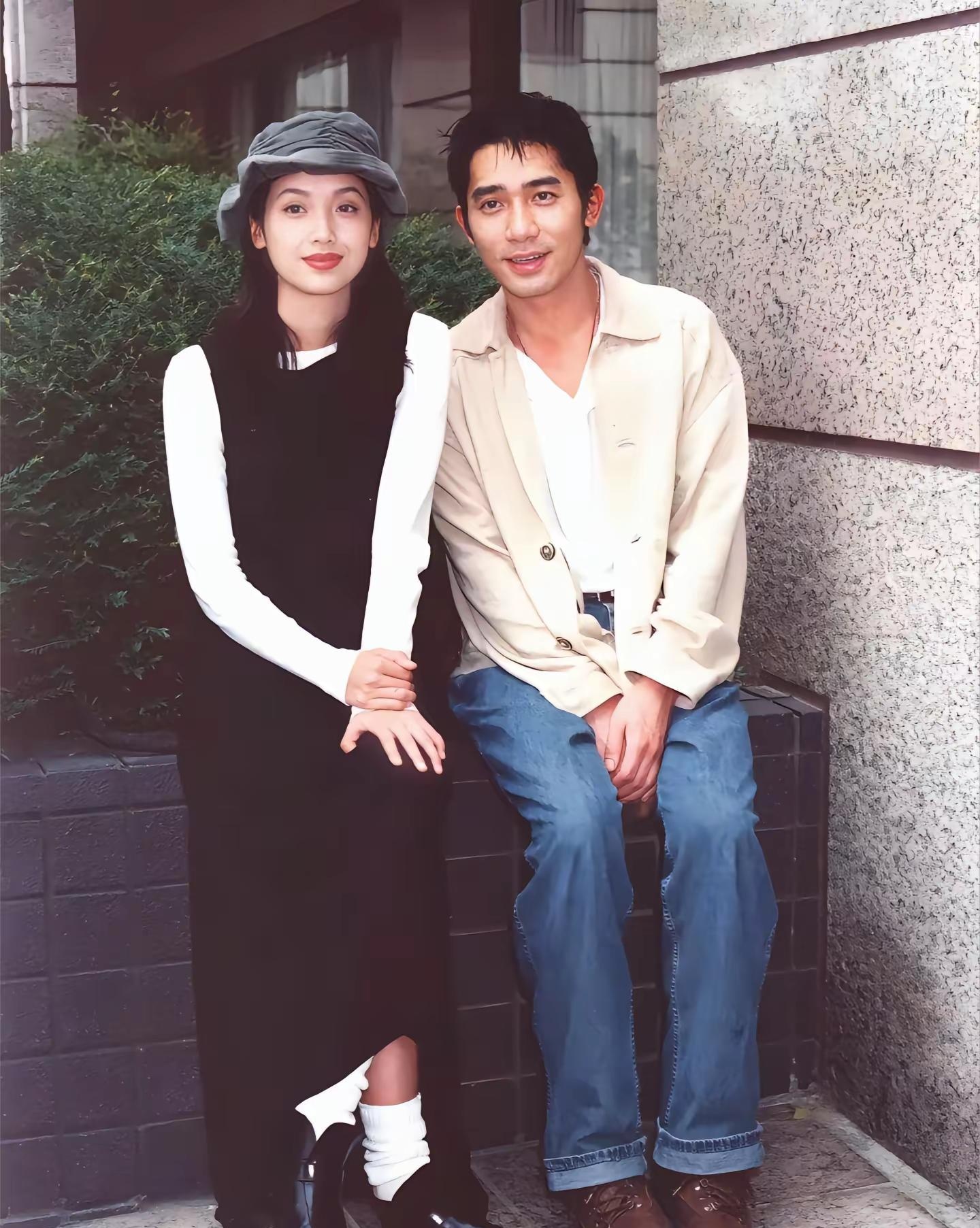 “  春风若有怜花意   可否许我再少年 ”  #梁朝伟   #一代人的回忆