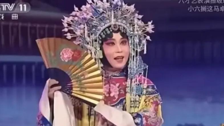 还记得《武林外传》燕小六吗？如今胖得判若两人，身份大有来历