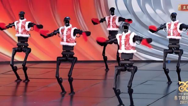 “万花筒”一夜爆火后被官媒点赞，千万网友推荐：上春晚！