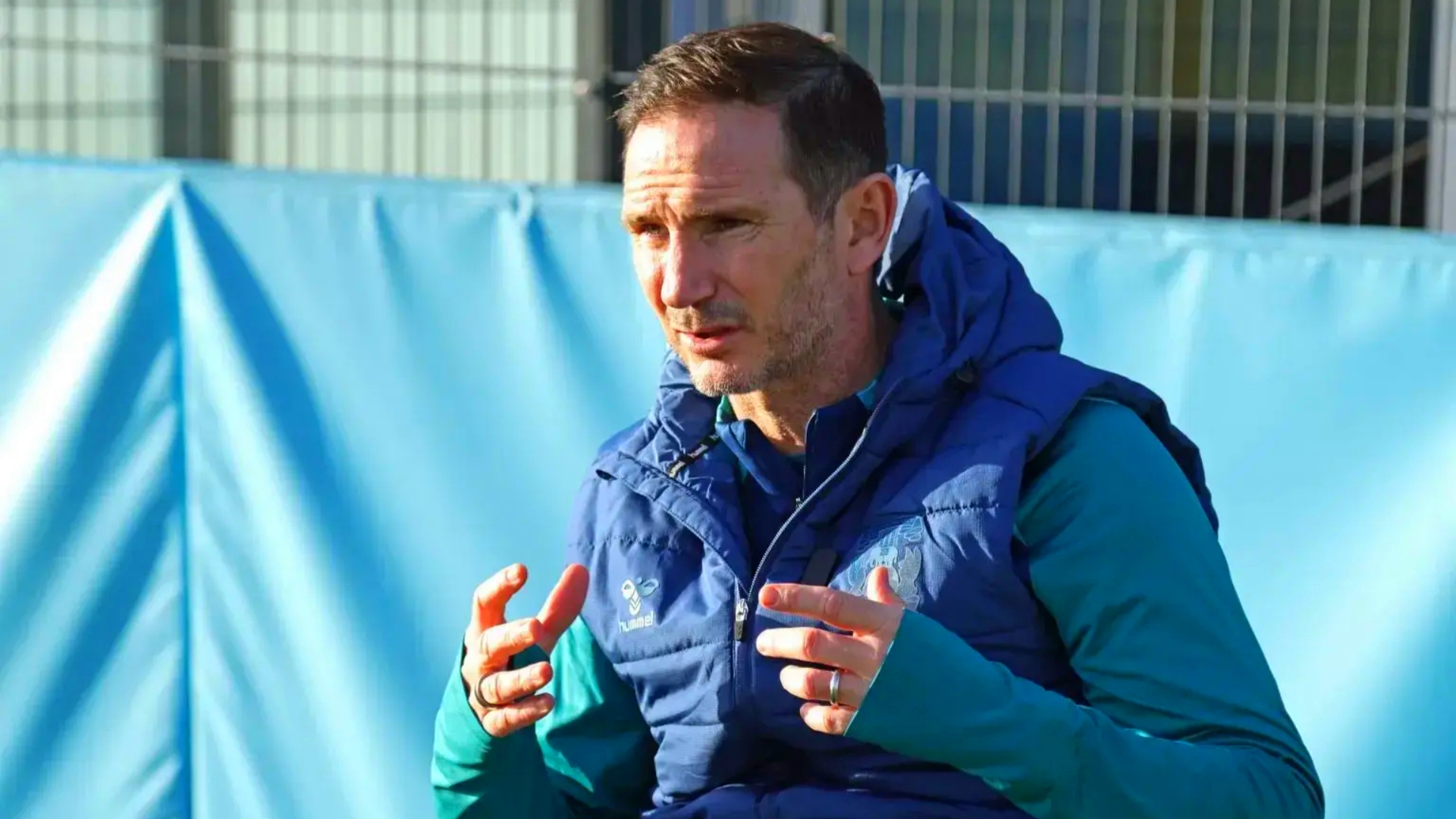 兰帕德带领考文垂主场击败斯旺西，打破了自1981年以来长达44年主场不胜对手的魔