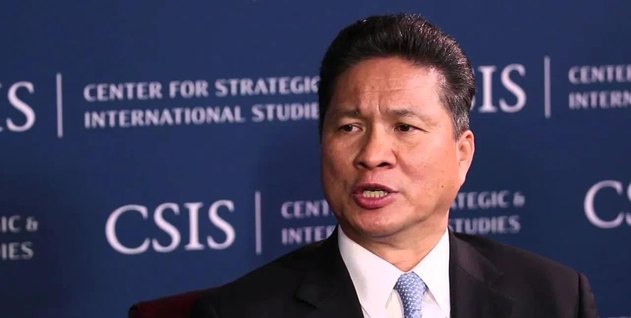 柬埔寨拍特朗普马屁。柬埔寨副首相孙占托表示，鉴于美国总统特朗普调停了泰柬冲突，柬