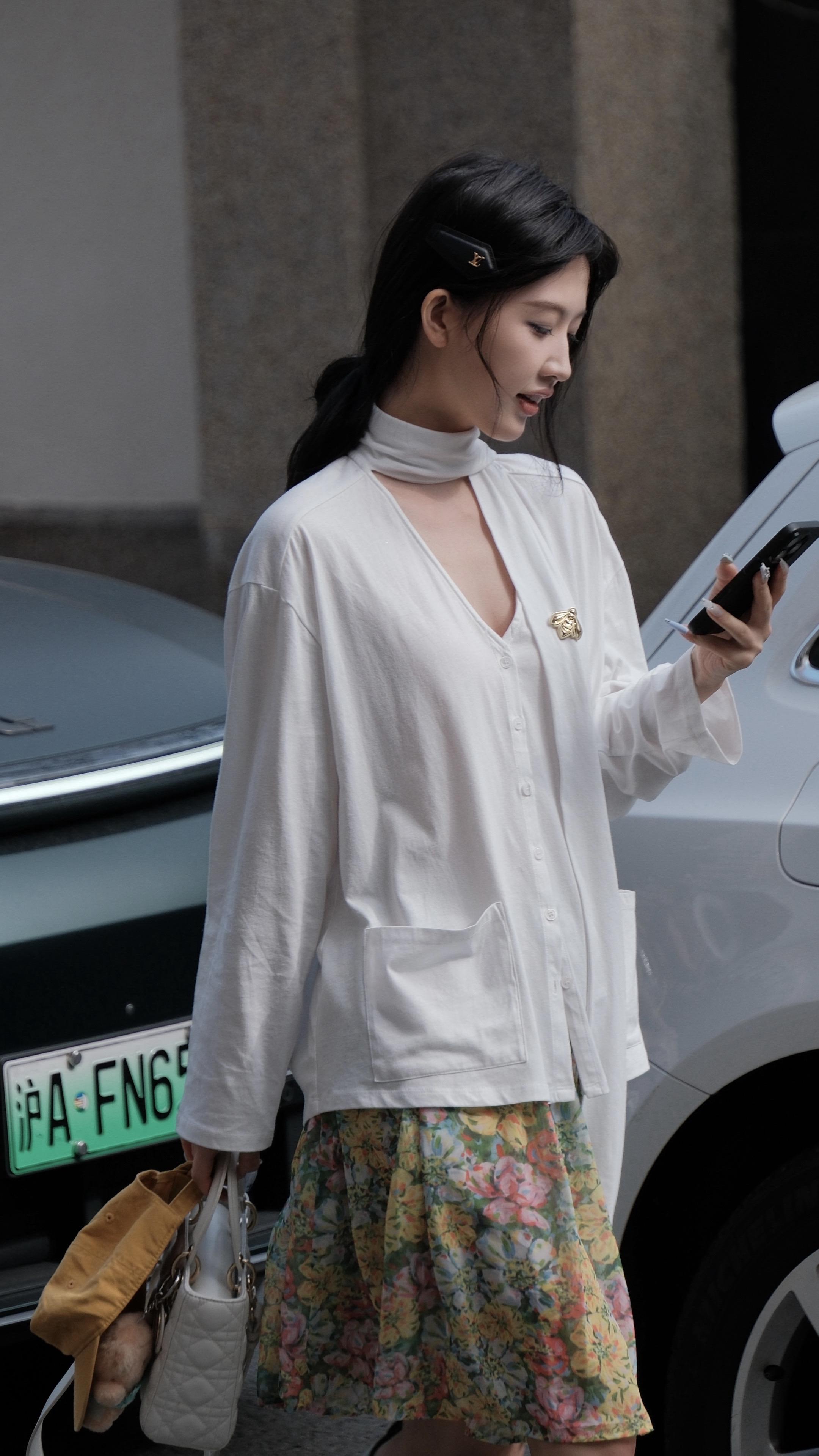 春风十里不如你，没见过你的人不明了！！3