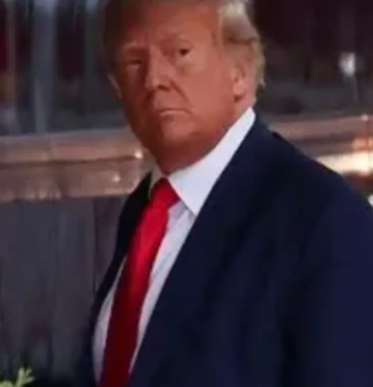 美国逼迫中国!

美国逼迫中国放弃购买俄罗斯的石油。

不然就对这中国实行高关税