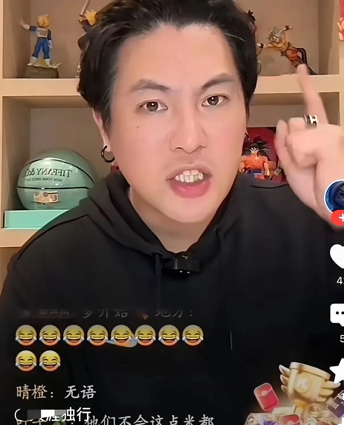 已故女星葬礼费难倒光头











这瓜真是越吃越离谱！一个去世48天