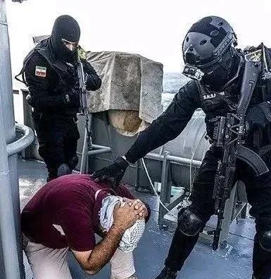 被人卖了都不自知，伊朗该醒醒了。伊朗媒体报道，伊朗革命卫队IRGC已经抓到73名