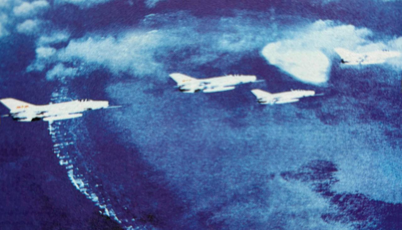歼-7B西沙巡航