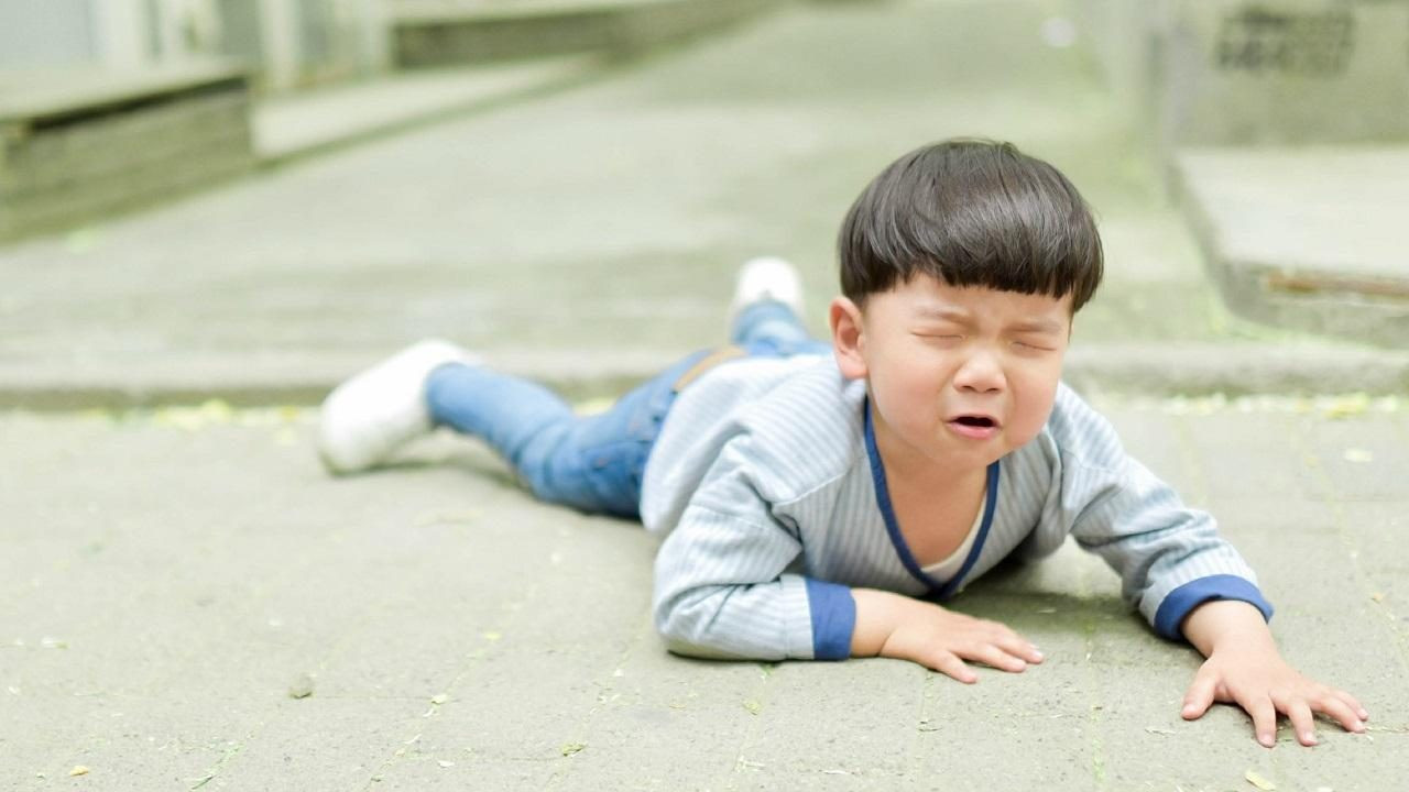 别让“泛滥共情”养出“情绪怪兽”，这样共情才有效