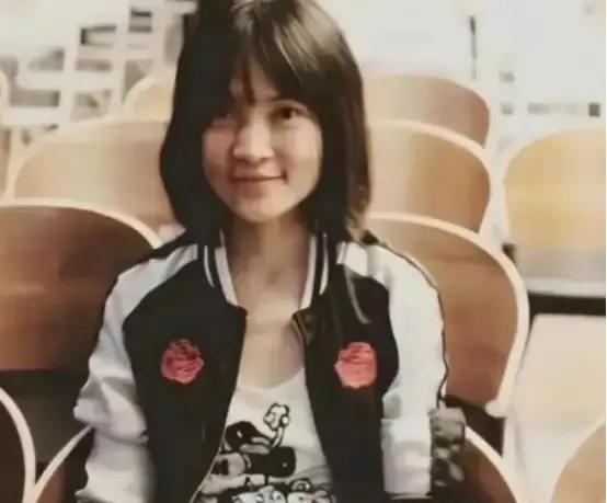 2023年，曾公开威胁“用核武打中国”的武汉大学985女硕士王懿，最终死于她一直