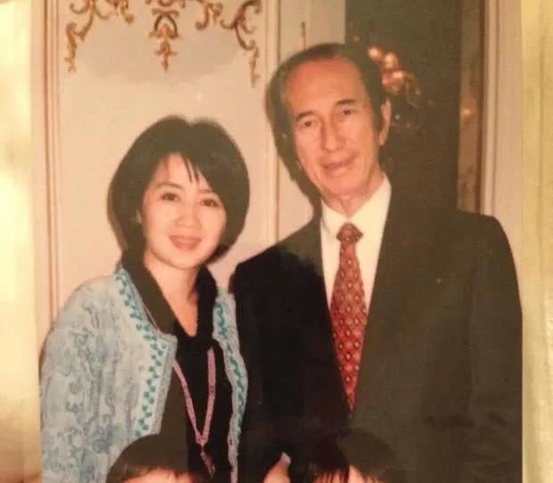 29岁嫁68岁老头，婚后连生五胎，今65岁梁安琪坐拥千亿家产。