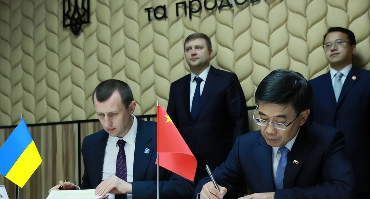 中国给乌克兰雪中送炭