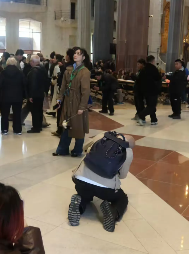 胡静，169cm，给胡静拍照的人是谁，看着技术不错！